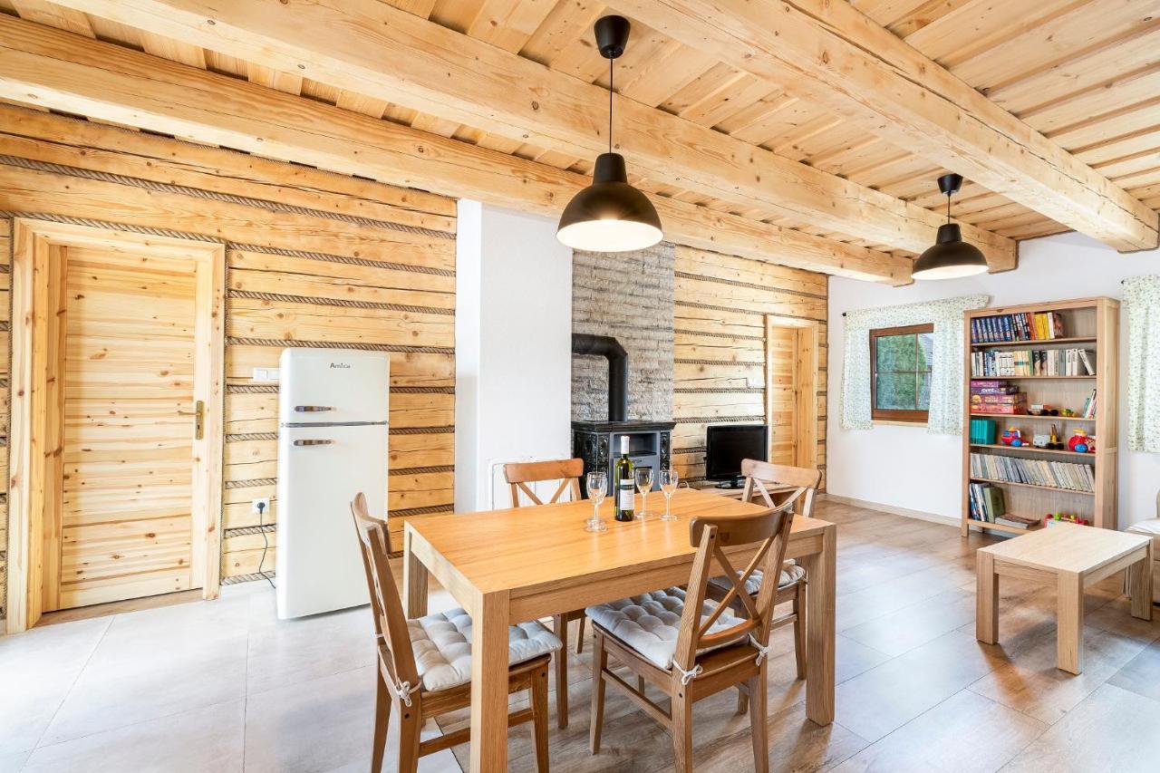 Drevenice Liptov - Ski & Hiking Apartments Lazisko Exteriör bild