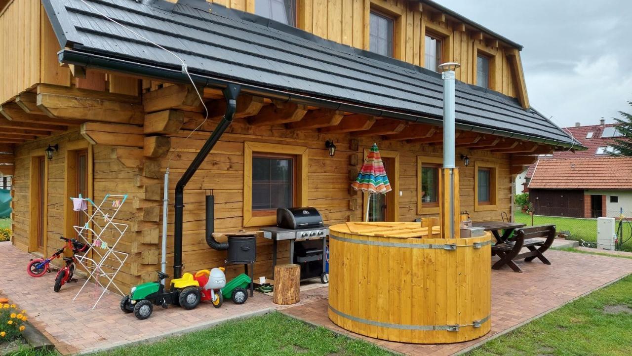 Drevenice Liptov - Ski & Hiking Apartments Lazisko Exteriör bild
