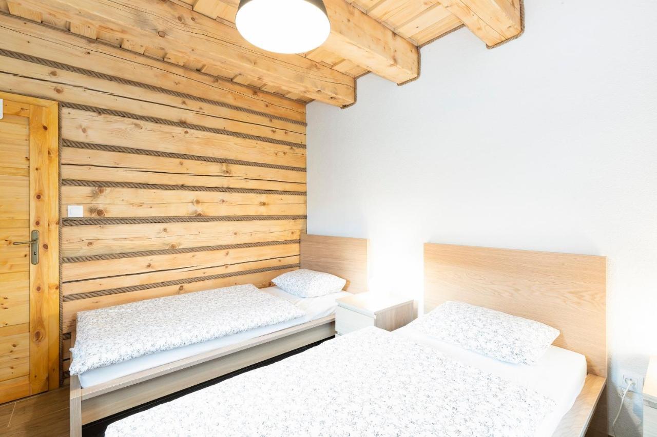 Drevenice Liptov - Ski & Hiking Apartments Lazisko Exteriör bild