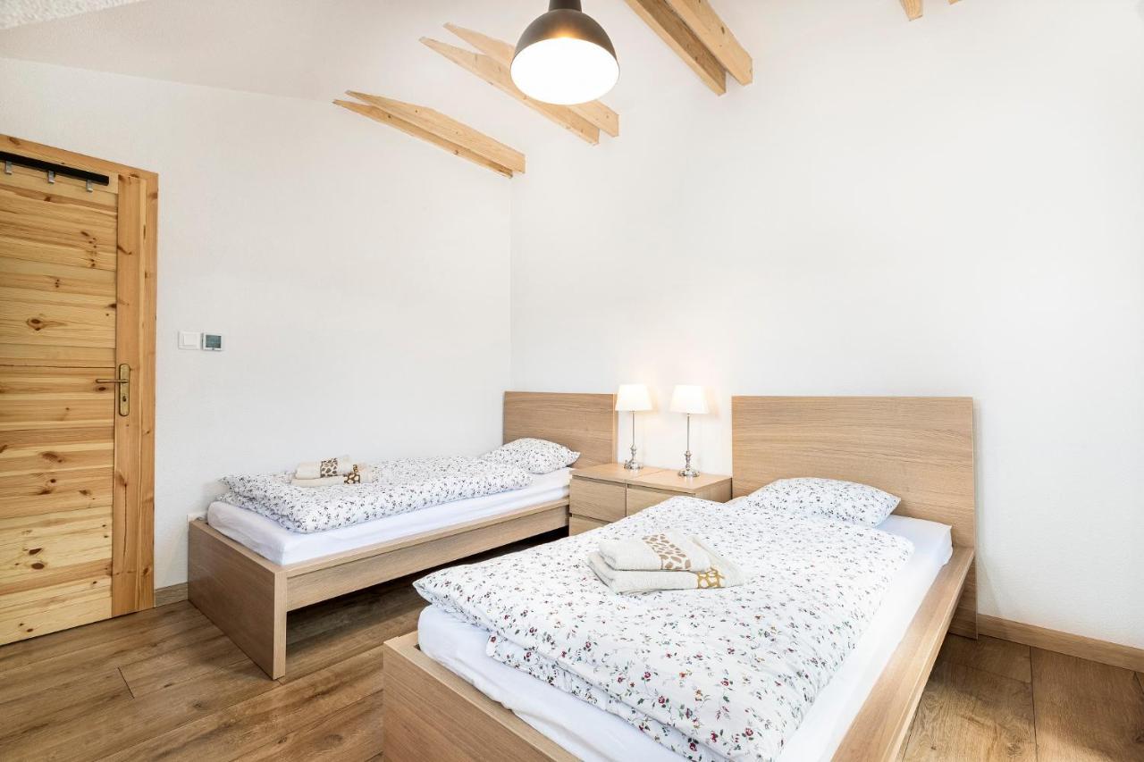 Drevenice Liptov - Ski & Hiking Apartments Lazisko Exteriör bild