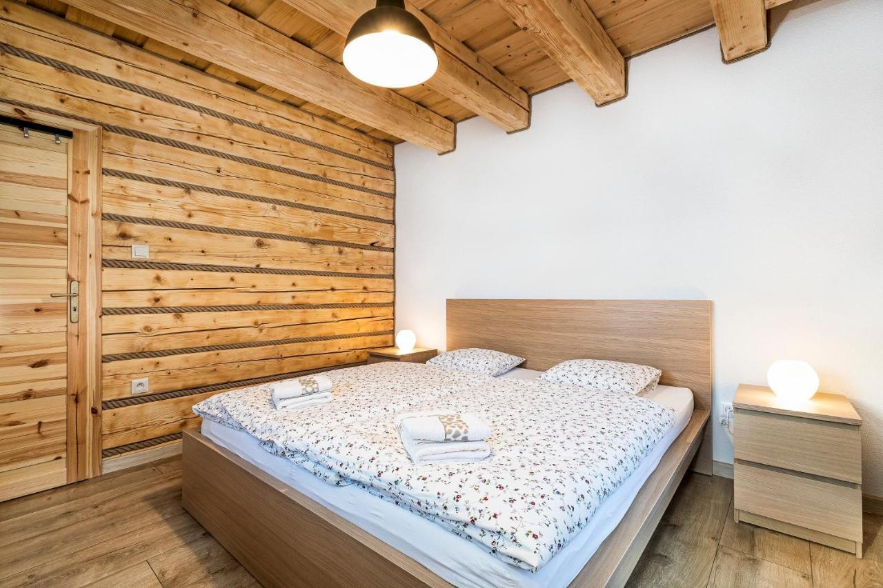 Drevenice Liptov - Ski & Hiking Apartments Lazisko Exteriör bild