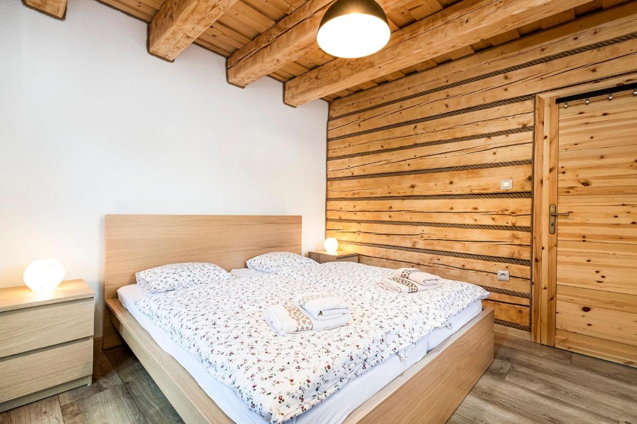 Drevenice Liptov - Ski & Hiking Apartments Lazisko Exteriör bild