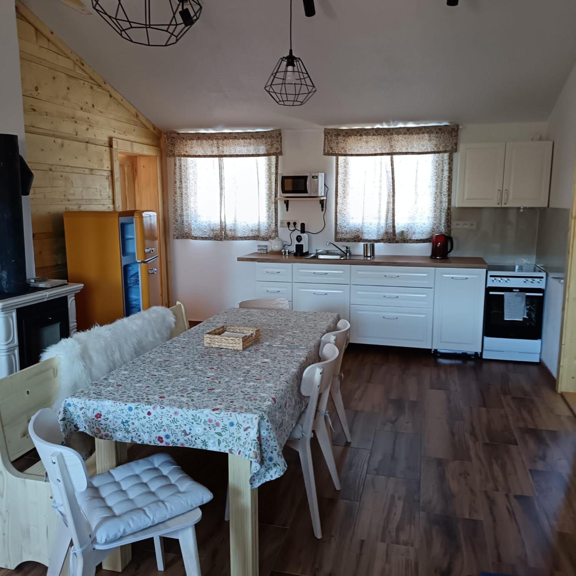 Drevenice Liptov - Ski & Hiking Apartments Lazisko Exteriör bild